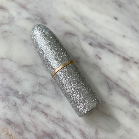 MAC x Mariah Carey I Get So OOC Frost Lipstick πNEW NO BOX π - Picture 8 of 8